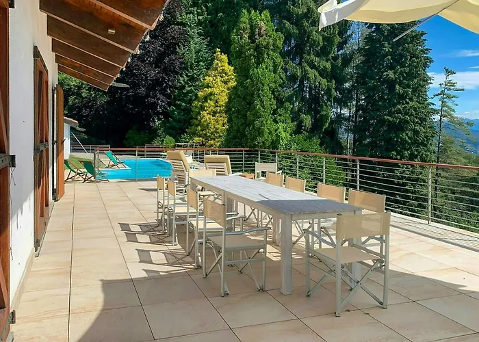 Tatil Evi With Pool Overlooking Maggiore Gignese