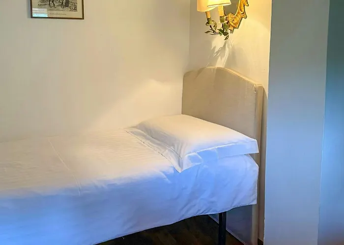 With Pool Overlooking Maggiore Tatil Evi Gignese