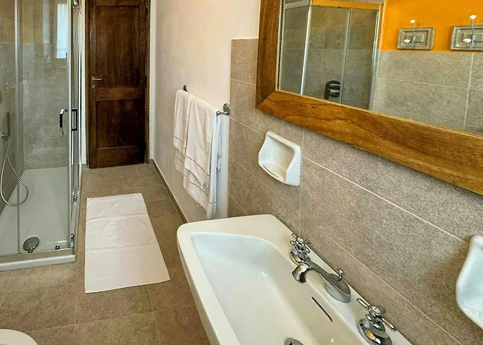 Tatil Evi With Pool Overlooking Maggiore *